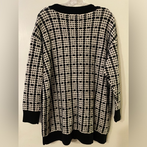 NWT Plaid Black and White Button Down Patched Pocket Cardigan Sz 12 (L) - Picture 2 of 6